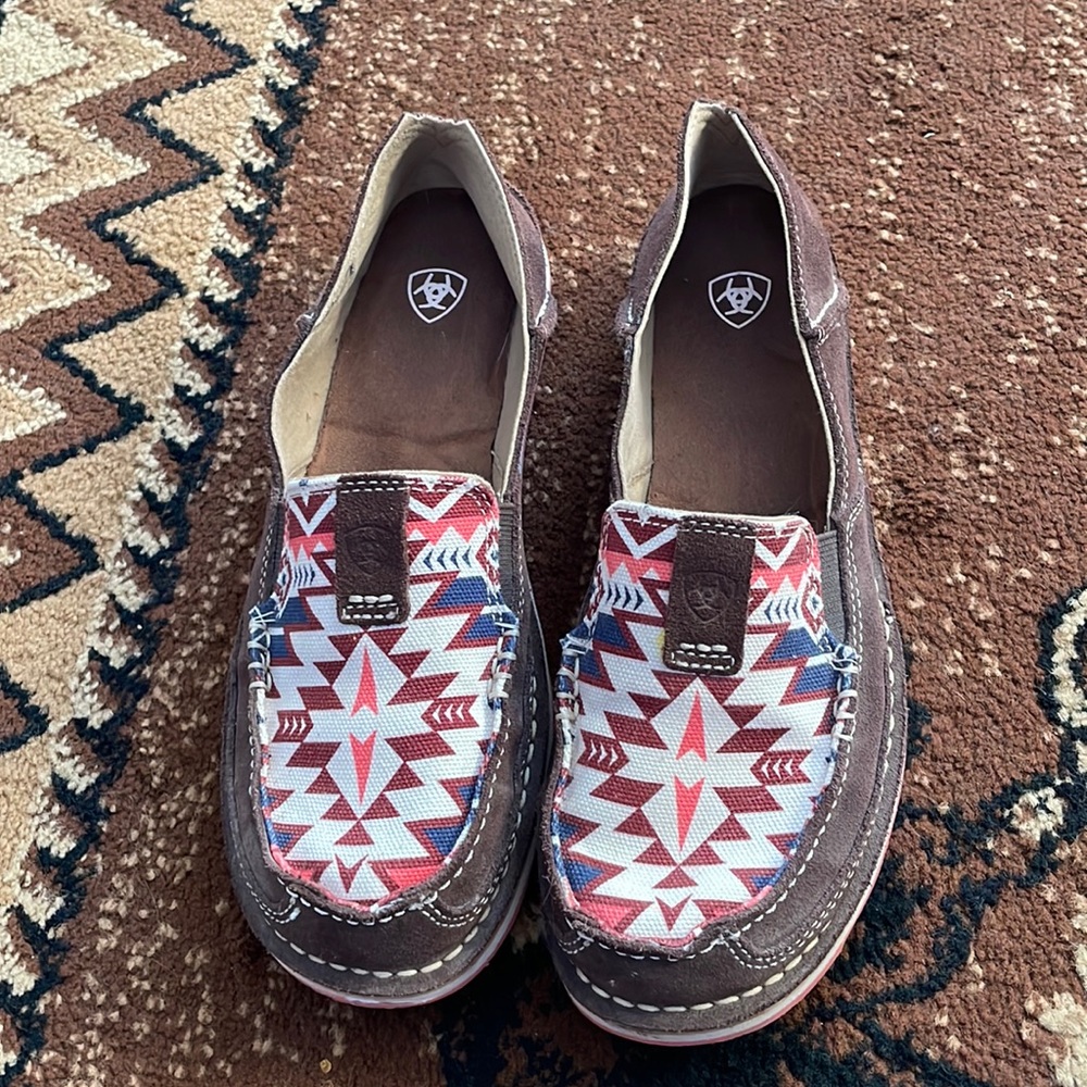 Ariat